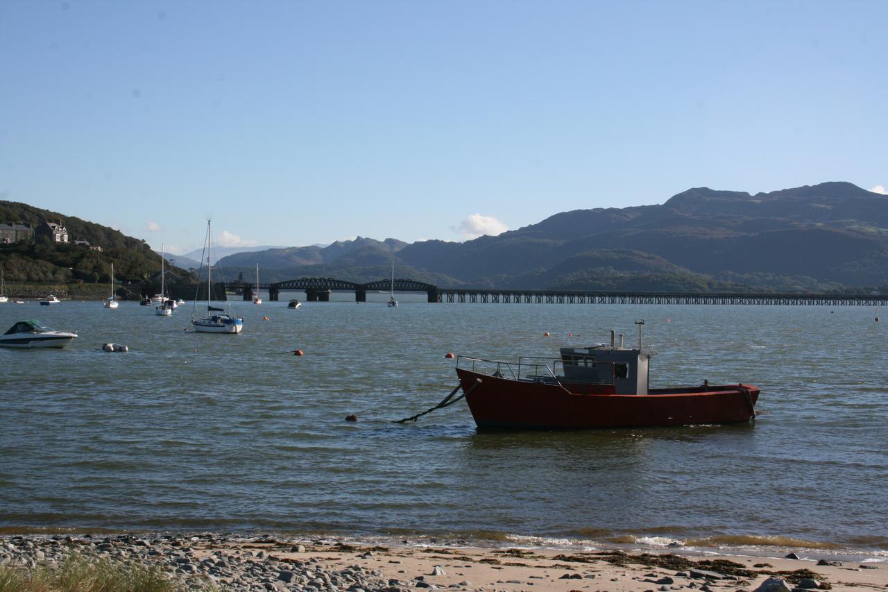 Oceandrive Bed & Breakfast Barmouth Exterior photo